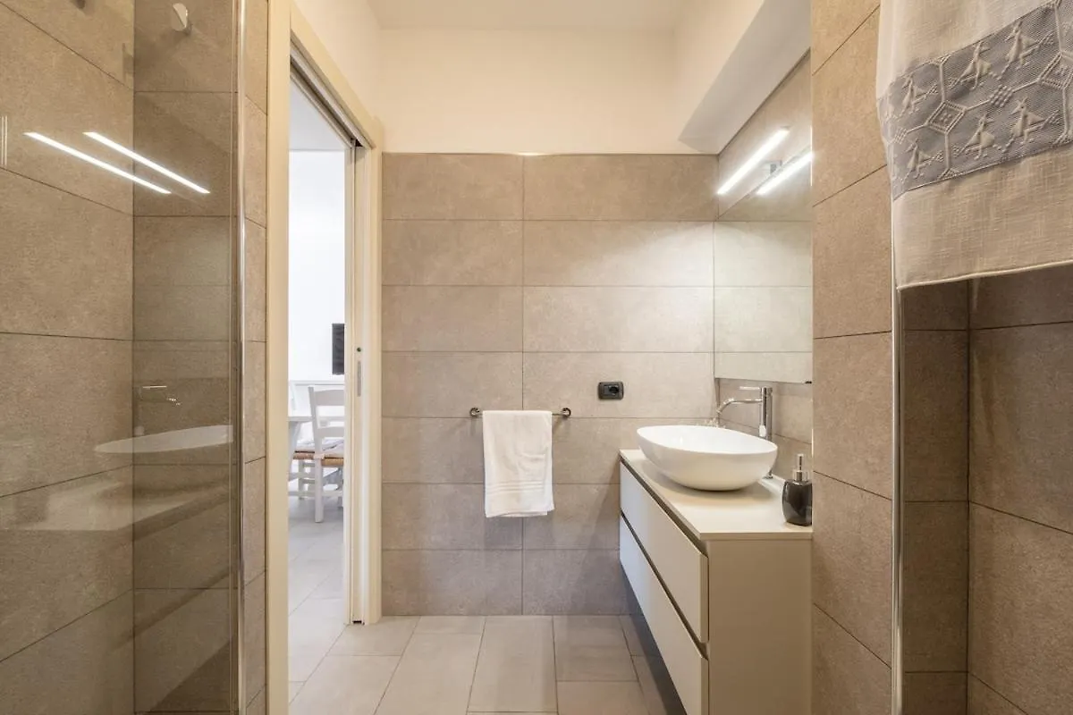 2 Minute Walk To The Sea-New, Modern With Air Conditioning Costa Rei 0*,