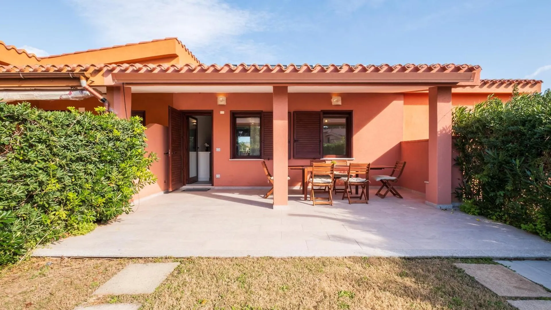 2 Minute Walk To The Sea-New, Modern With Air Conditioning Costa Rei 0*,  Italia